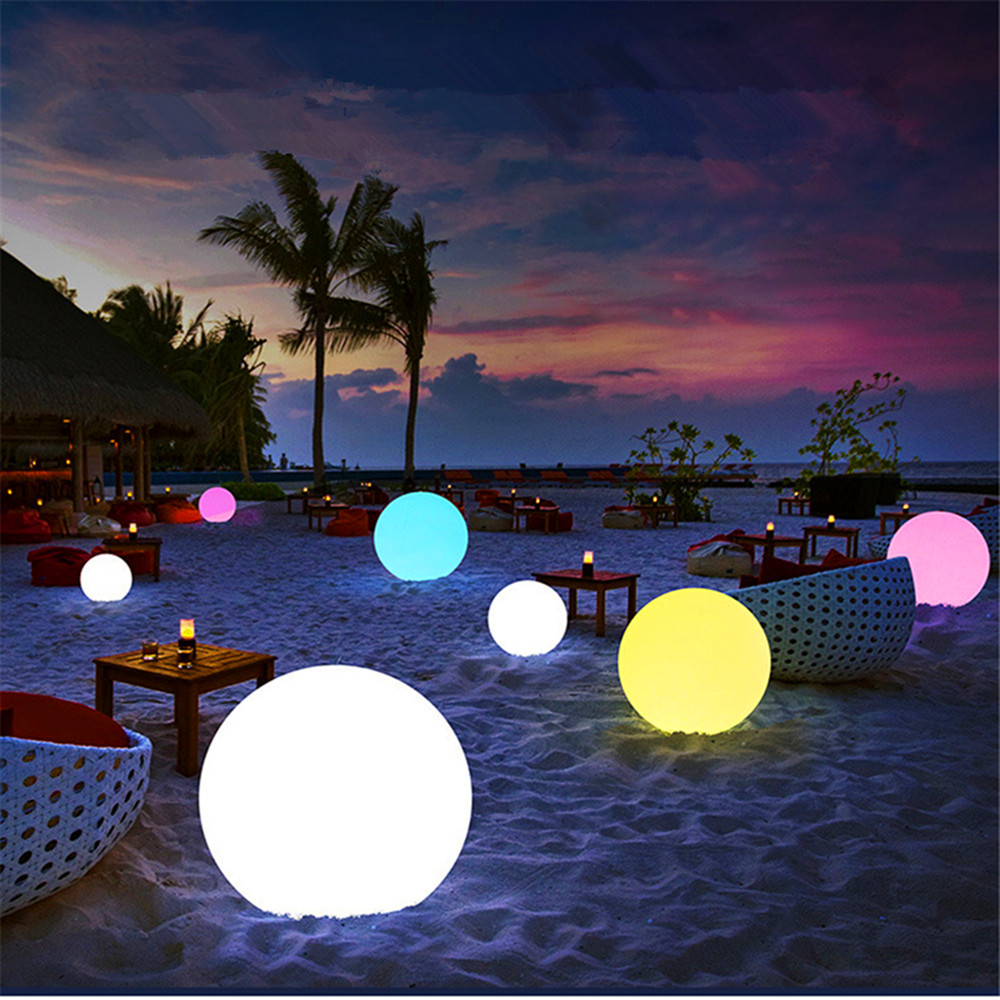 Rechargeable LED Glowing Ball  - مراجعة Kids Outdoor Yard وسعره