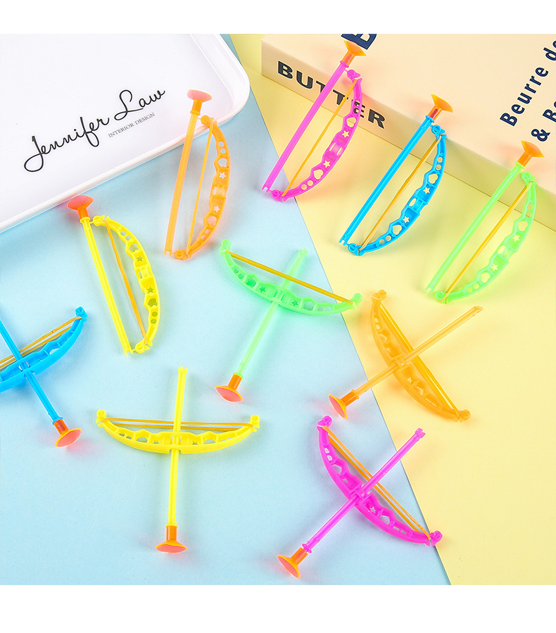Colorful Plastic Bow and Arrow - مراجعة Kids Outdoor Archery Set وسعره